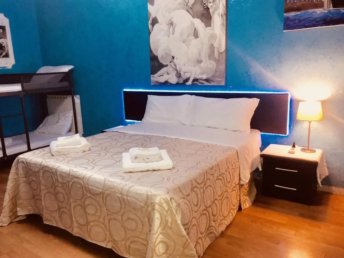 When In Rome Accommodation Guest House Italy