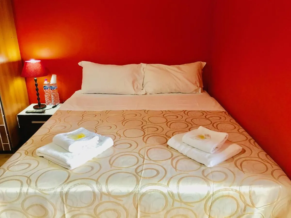 When In Rome Accommodation Guest House Italia